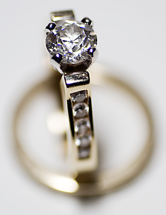 1/200  f/2.5 ISO 100. Canon EOS 20D  Canon 50mm f/2.5 macro 550EX