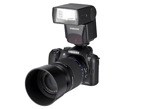 Samsung NX10